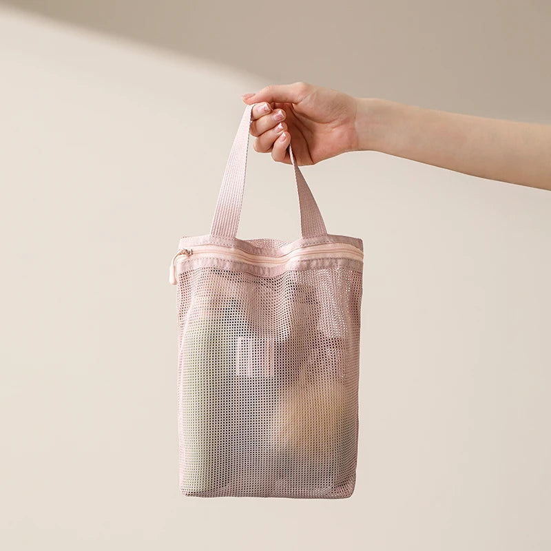 23x26cm Portable Toiletry Bag with Handy Handle Large Capacity Mesh