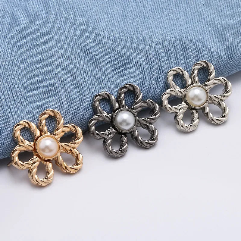2pairs Waist Metal Flower Adjustable Tighten Invisibility Decoration