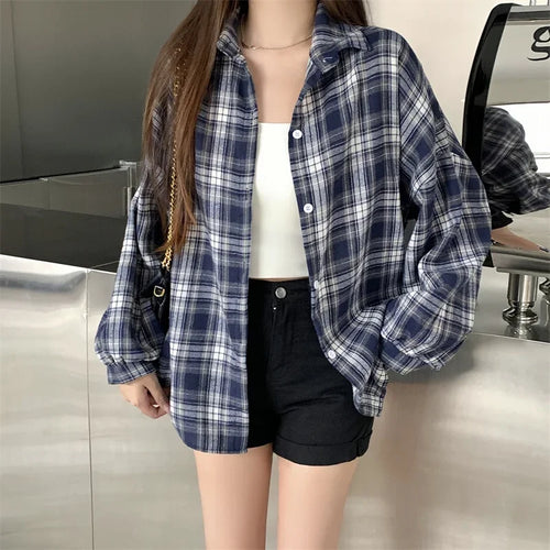 Black Flannel Shirt for Women Long Sleeve Collared Button-Up Tartan
