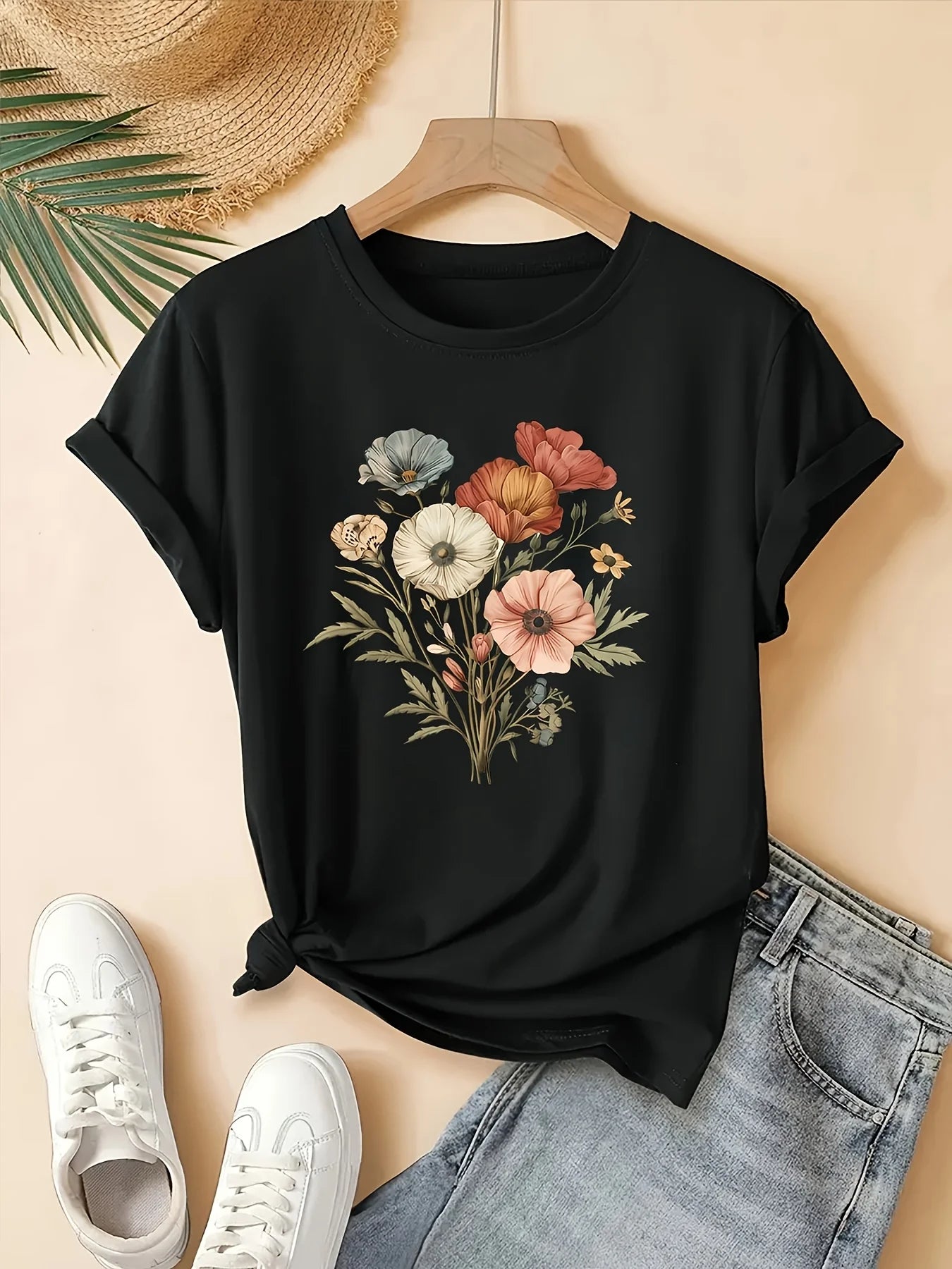 [Floral Fashion Tee] Breathable Polyester Women's Casual Fashion