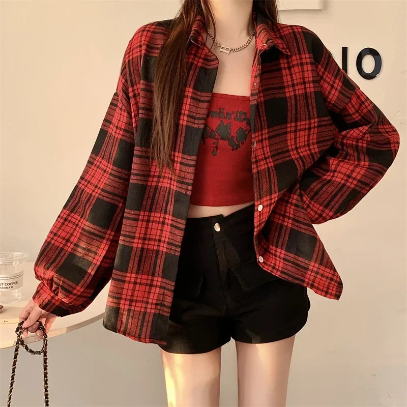 Black Flannel Shirt for Women Long Sleeve Collared Button-Up Tartan