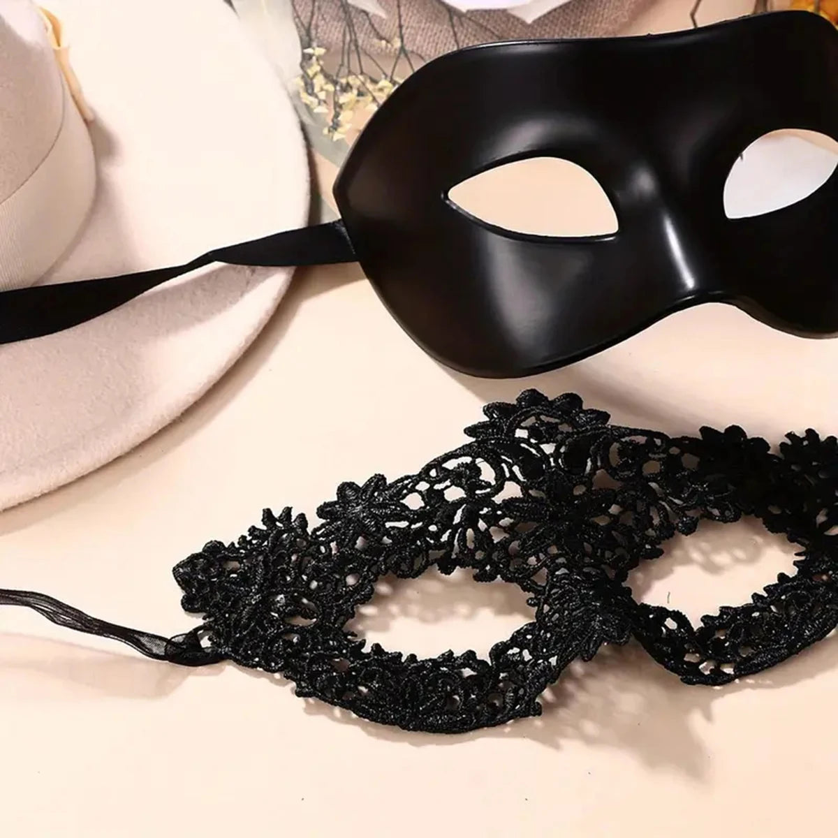 2pcs Elegant Black Lace Masquerade Mask Set for Couples - Perfect for