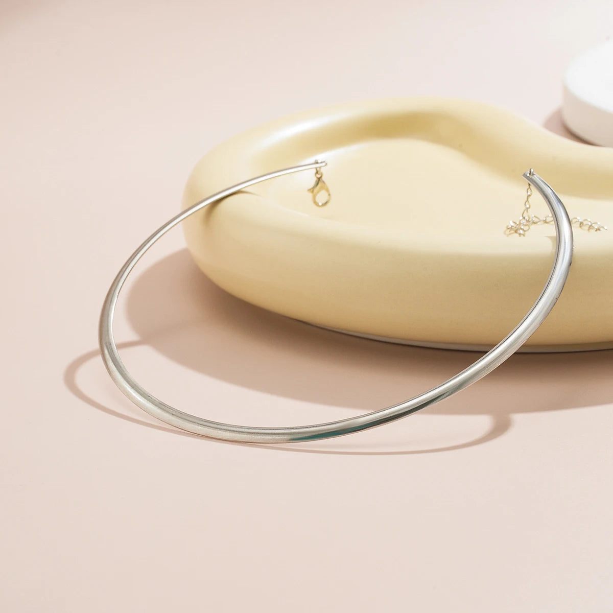 Elegant Simple Chunky Circle Torques Necklace for Women Trendy Choker