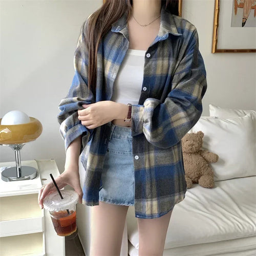 Black Flannel Shirt for Women Long Sleeve Collared Button-Up Tartan