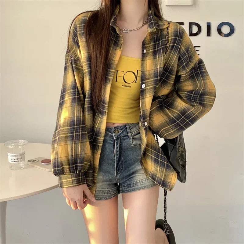 Black Flannel Shirt for Women Long Sleeve Collared Button-Up Tartan