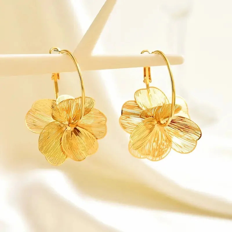 Yupsk Exquisite Butterfly Flower Pendant Earrings Golden Vintage
