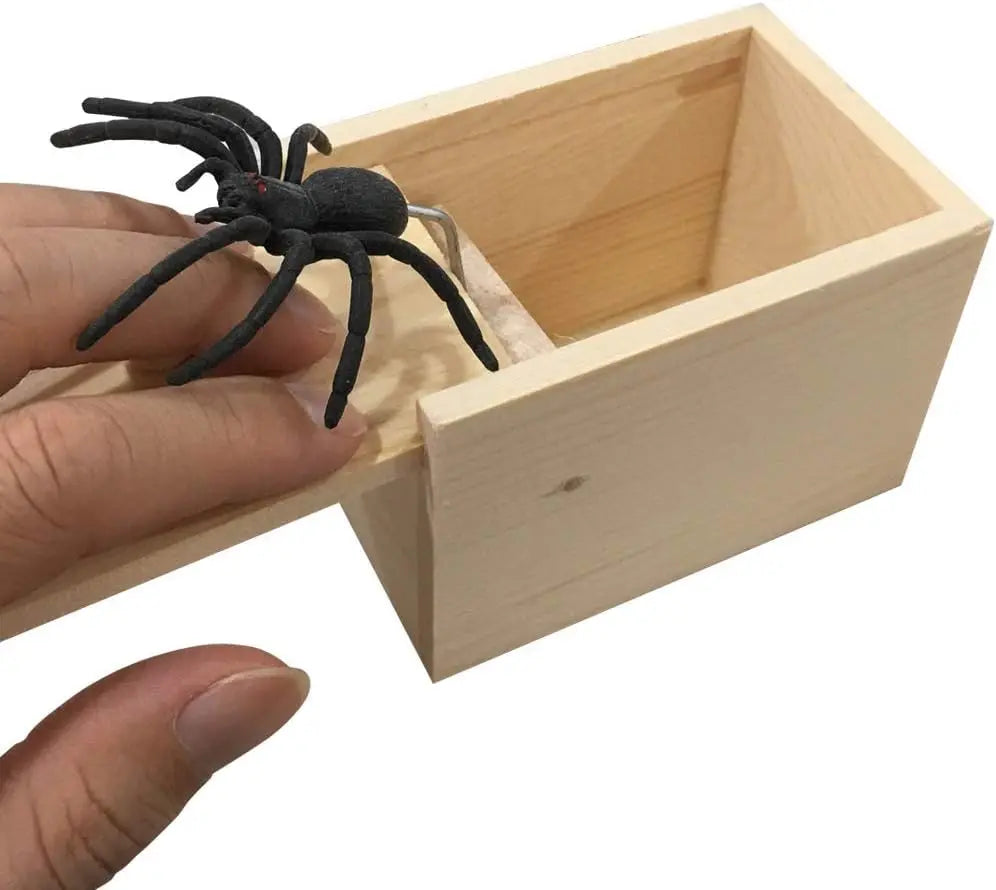 Wooden Spider Prank Box Funny Toy Surprise Spider Scare Box Gag Joke